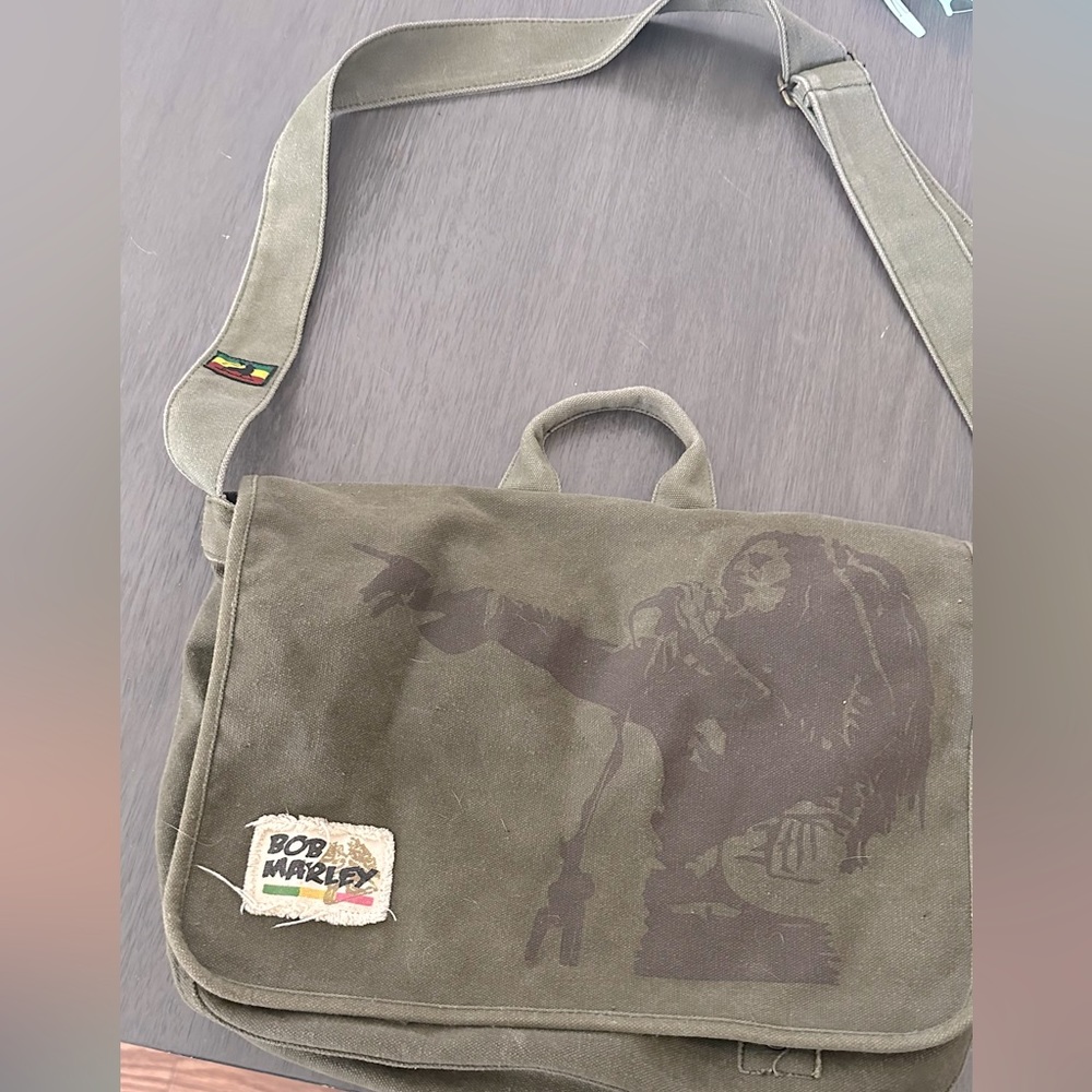 Zion Canvas Bob Marley messenger bag. This limited edition